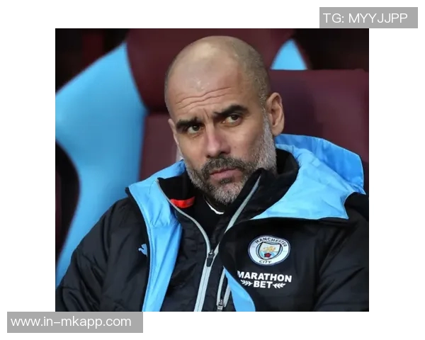 德罗西盛赞瓜迪奥拉为偶像称其为最强教练并表达对人盯人战术的喜爱