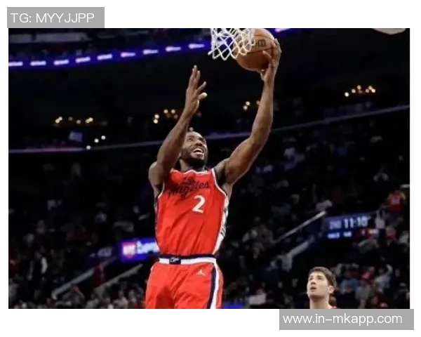 梦回巅峰时刻莱昂纳德半场狂砍21分续写20传奇生涯第2长纪录 梦回巅峰时刻莱昂纳德半场狂砍21分续写20传奇生涯第2长纪录