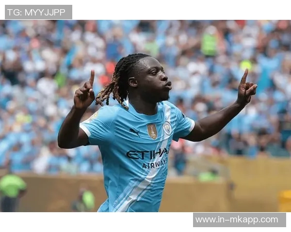 卡马拉或冬窗离队巴黎后卫引里昂关注