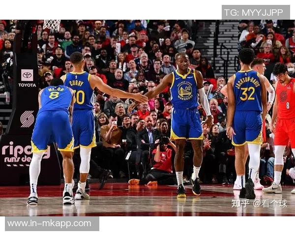 开拓者赛季首胜展现快速强硬流畅的进攻风格全解析 开拓者赛季首胜展现快速强硬流畅的进攻风格全解析