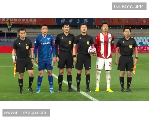 快船全队齐心参与社区活动与球迷亲密互动展现团队精神